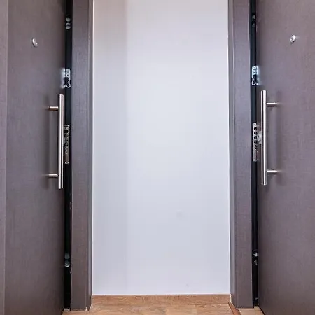 Luxury Downtown α2 Appartement